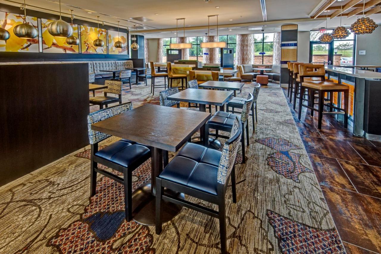 Courtyard By Marriott Oxford Hotel Екстериор снимка