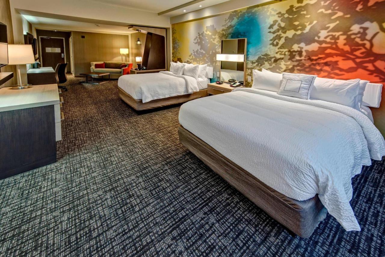 Courtyard By Marriott Oxford Hotel Екстериор снимка