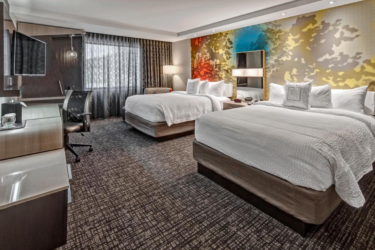 Courtyard By Marriott Oxford Hotel Екстериор снимка